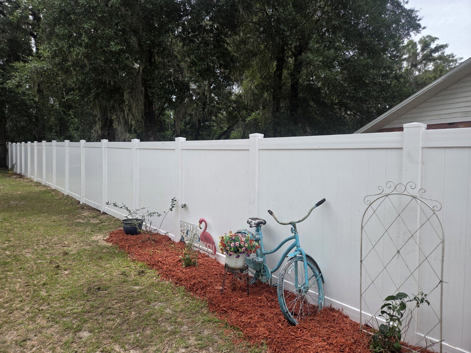Vinyl privacy fence installation Ocala FL